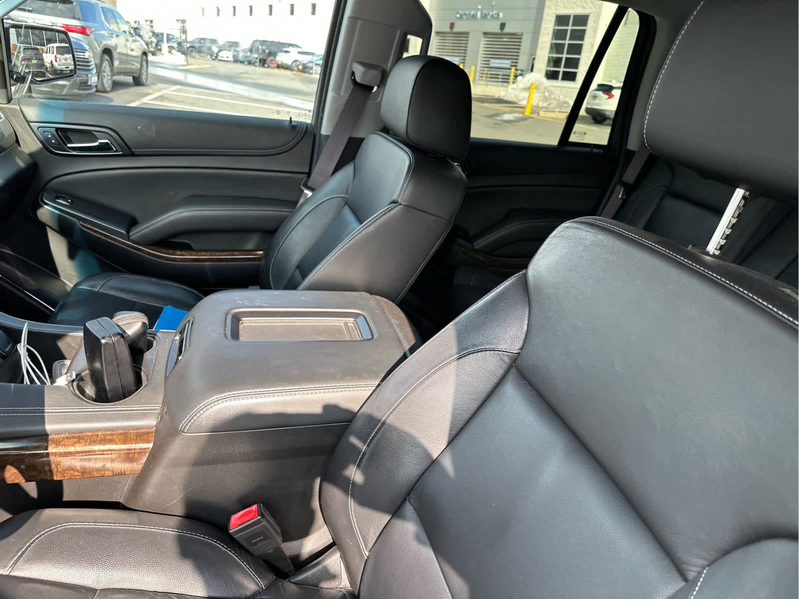 Used 2016 Chevrolet Tahoe LT image 4