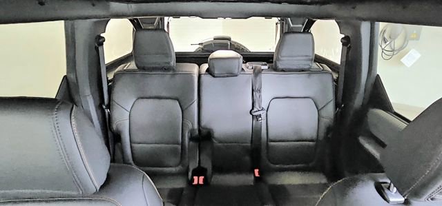Used 2023 Ford Bronco Badlands image 16