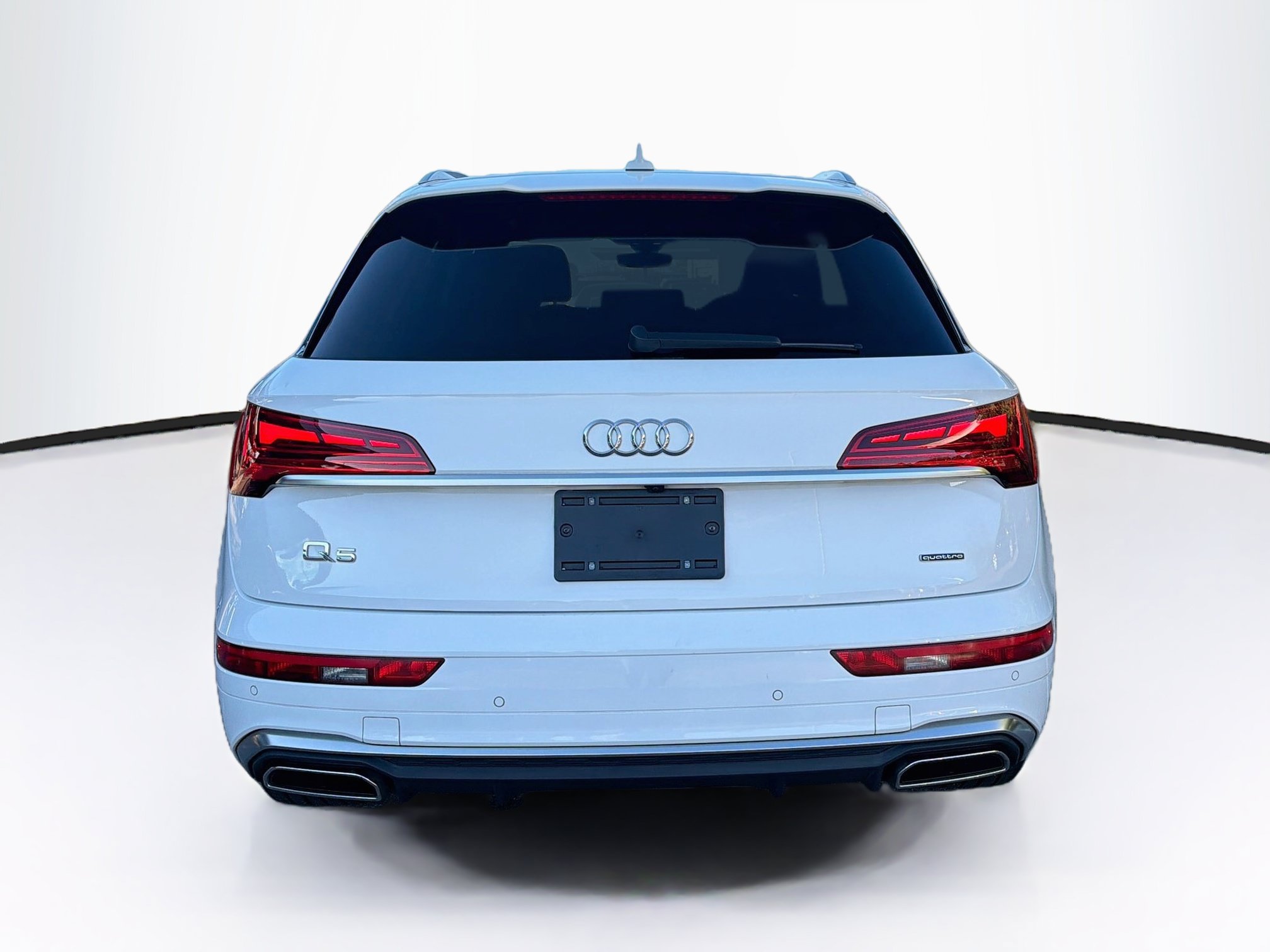 Used 2023 Audi Q5 2.0T Premium Plus w/ Premium Plus Package AWD/4WD image 7