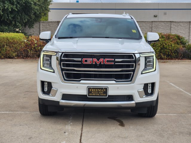 Used 2021 GMC Yukon XL SLT w/ SLT Luxury Plus Package AWD/4WD image 2