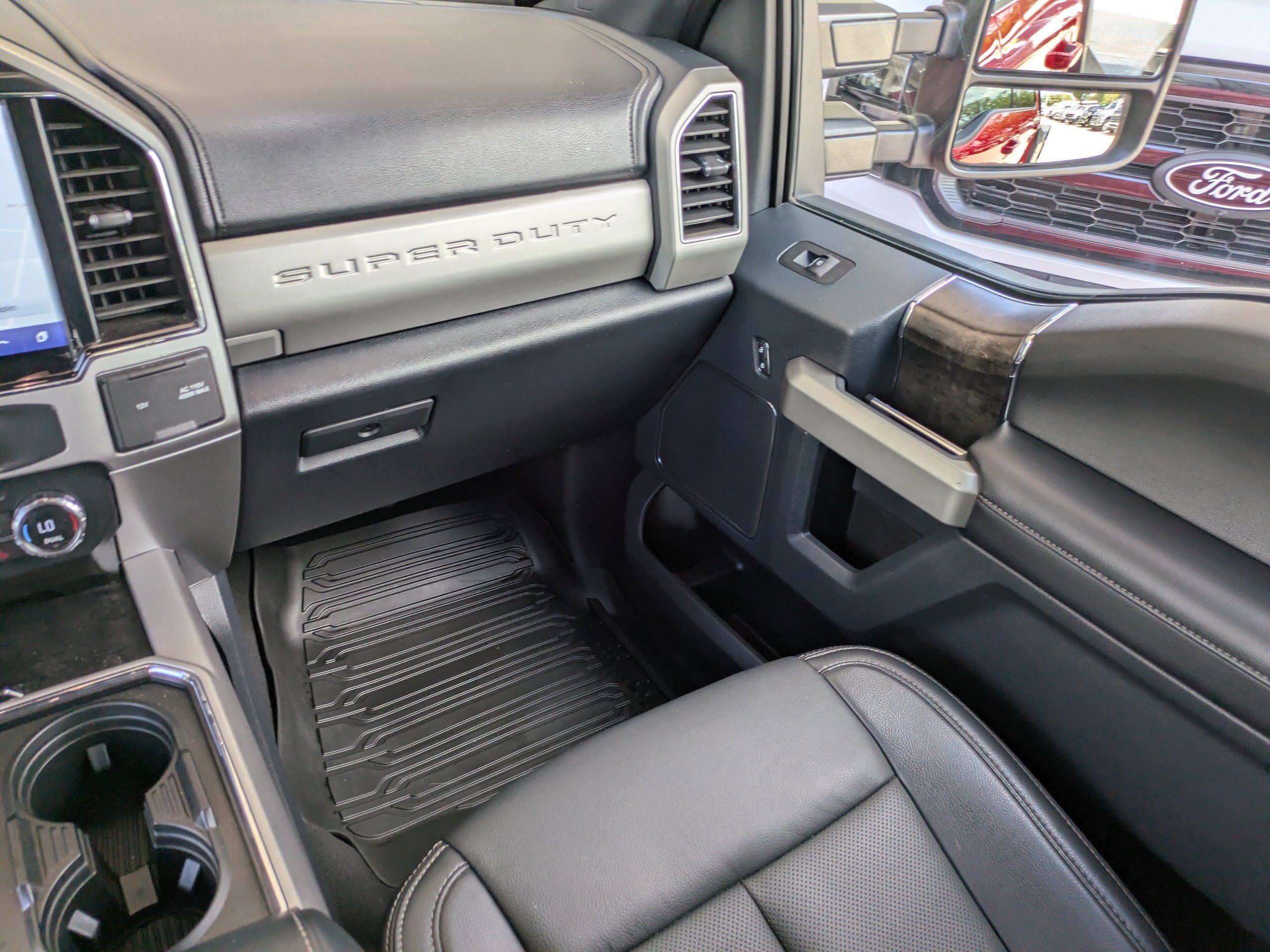 Used 2022 Ford F450 Lariat w/ Lariat Value Package AWD/4WD image 18