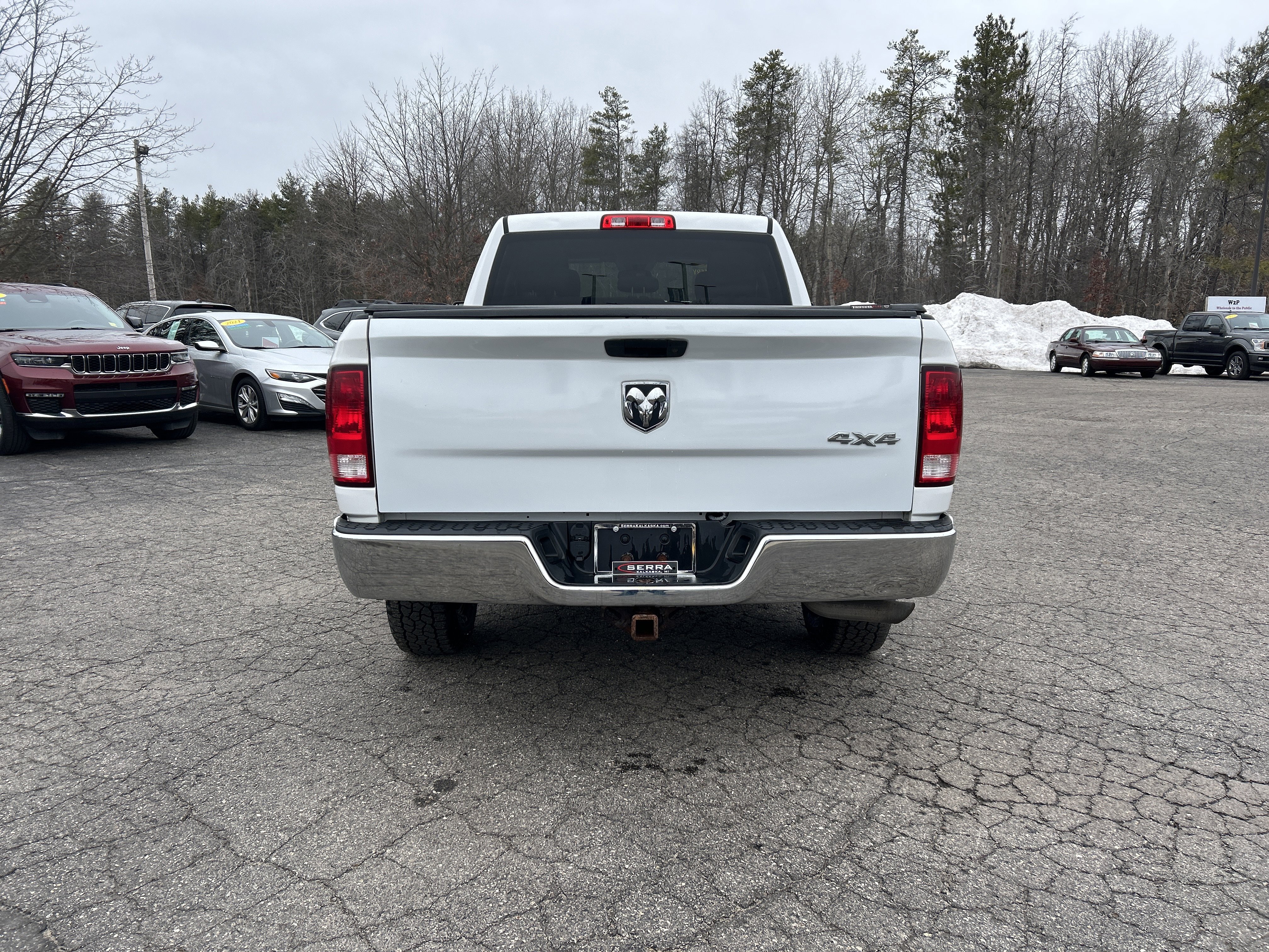 Used 2018 RAM 1500 ST w/ SXT Appearance Group AWD/4WD image 4