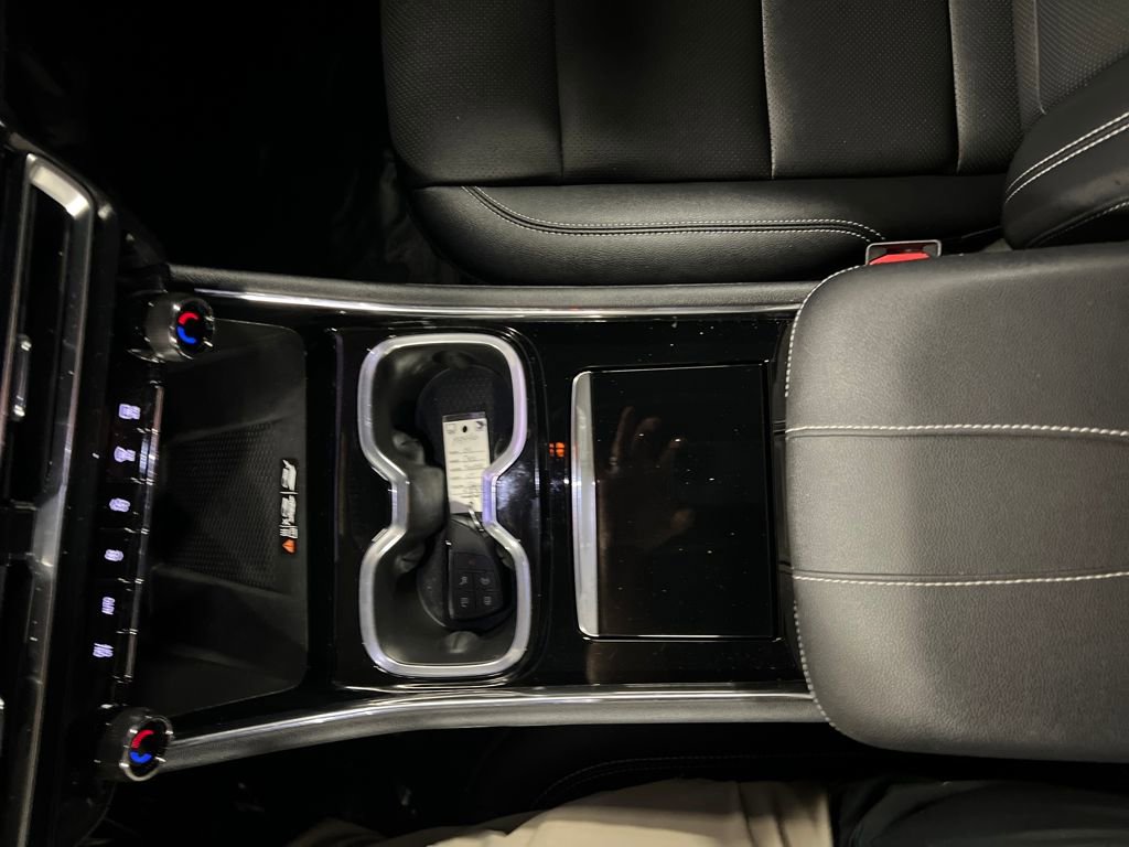 Certified 2024 Chevrolet Traverse LT w/ Midnight/Sport Edition image 28