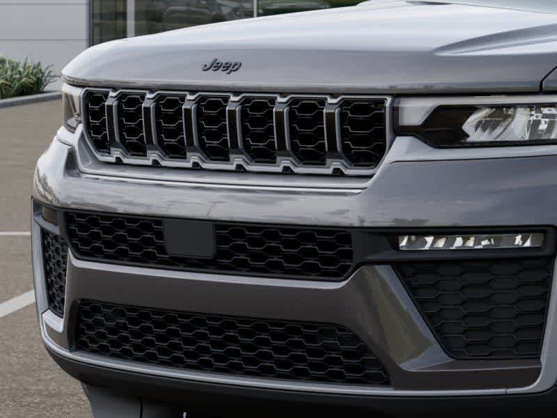 New 2026 Jeep Grand Cherokee Limited w/ Limited Altitude Package image 11