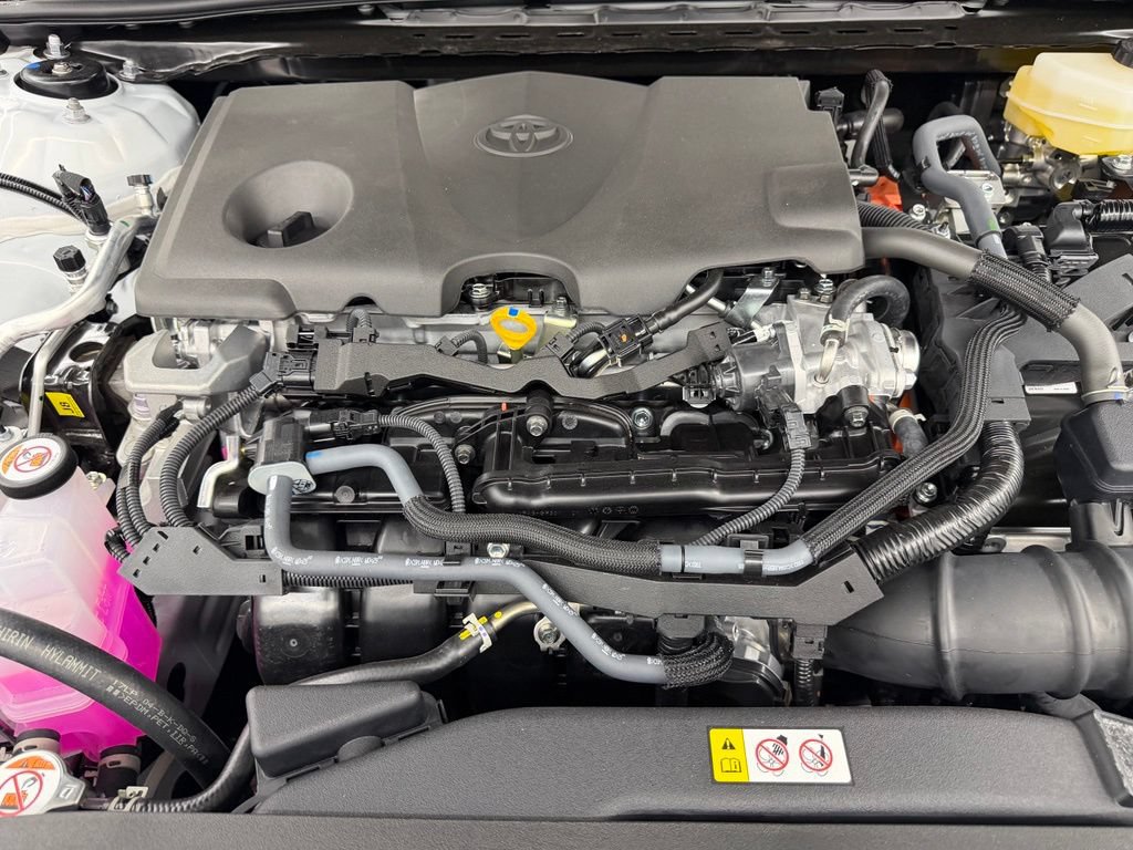 Used 2026 Toyota Camry SE FWD image 40