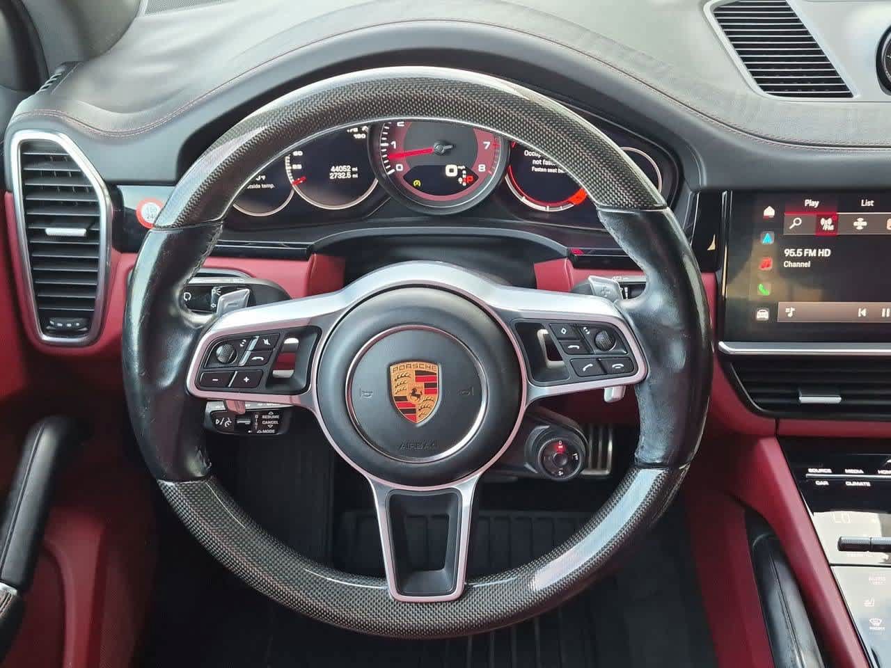 Used 2022 Porsche Cayenne S AWD/4WD image 24