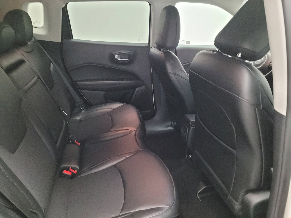Used 2020 Jeep Compass Latitude FWD image 19
