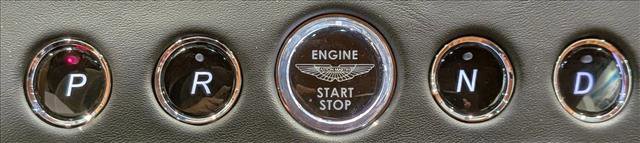 Used 2023 Aston Martin DB11 Coupe image 14