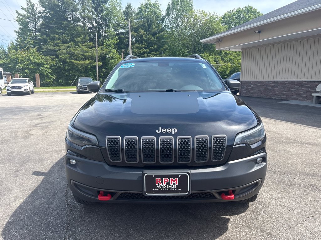 Used 2019 Jeep Cherokee Trailhawk w/ Cold Weather Group AWD/4WD image 2