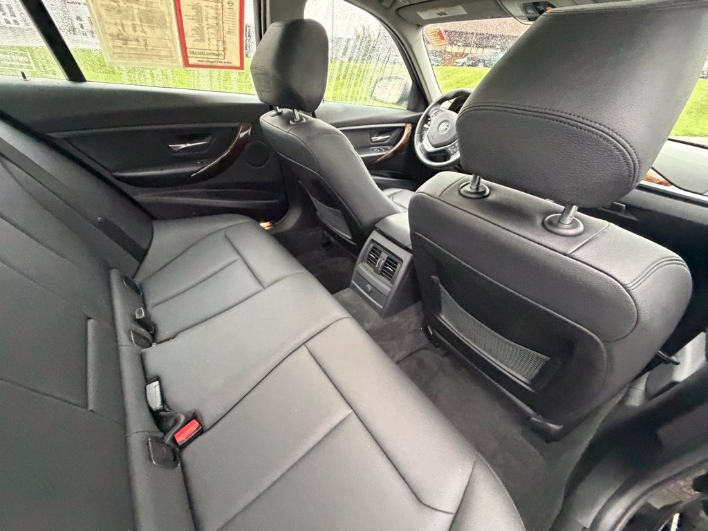 Used 2014 BMW 328d xDrive Sedan AWD/4WD image 39