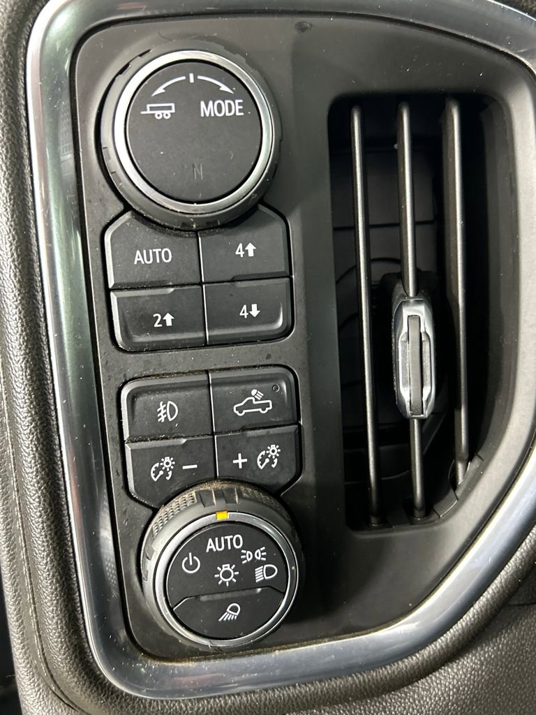 Used 2020 Chevrolet Silverado 1500 LT Trail Boss image 21