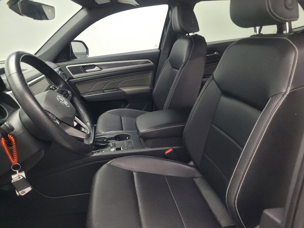 Used 2021 Volkswagen Atlas Cross Sport SE w/ V6 Towing Package image 17