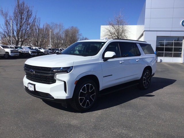 Used 2022 Chevrolet Suburban RST image 9