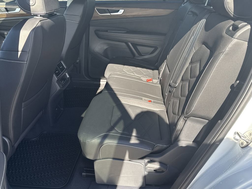 New 2026 Volkswagen Atlas SE image 24