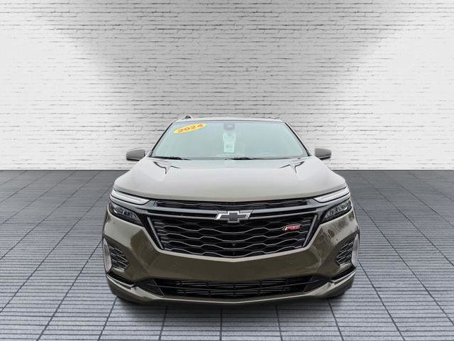 Used 2024 Chevrolet Equinox RS image 3