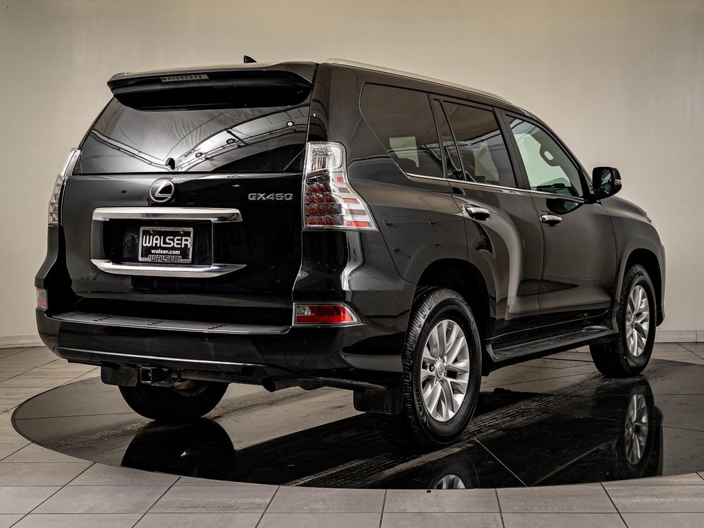 Used 2023 Lexus GX 460 Premium w/ Premium Package image 10