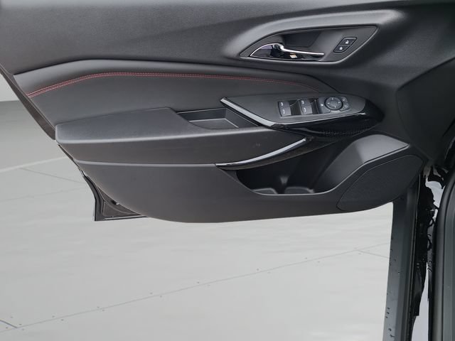 New 2026 Chevrolet Trax RS w/ Driver Confidence Package FWD image 17