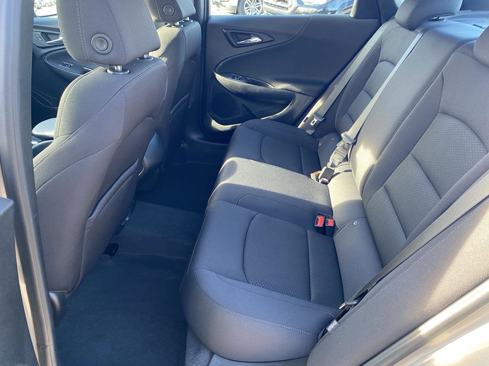 Used 2022 Chevrolet Malibu LS image 16