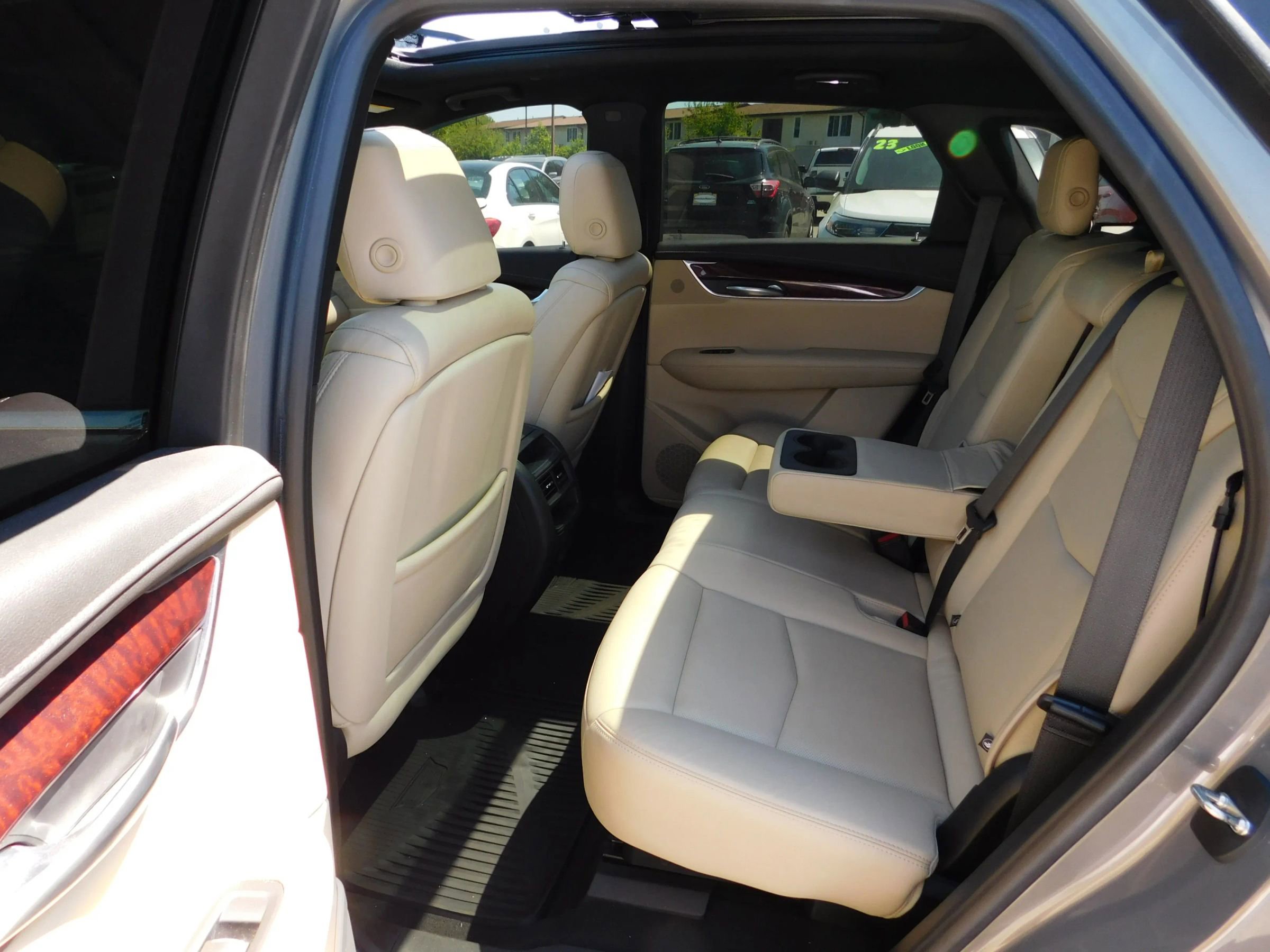 Used 2019 Cadillac XT5 Luxury AWD/4WD image 11