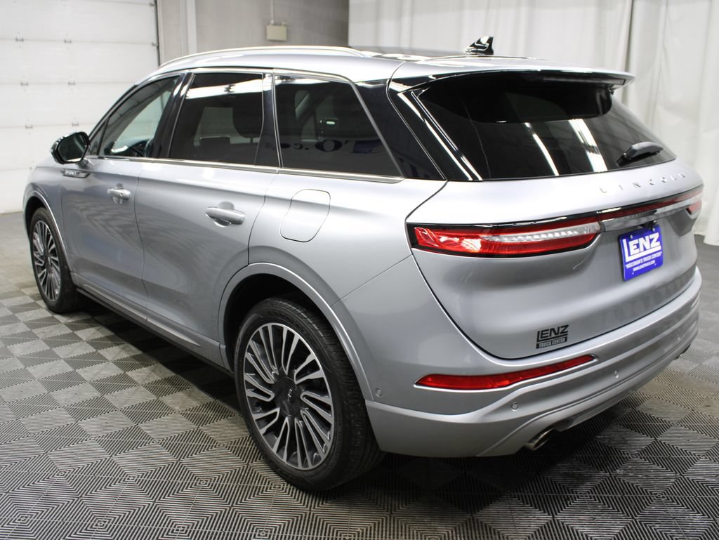 Used 2022 Lincoln Corsair Reserve w/ Equipment Group 201A AWD/4WD image 7
