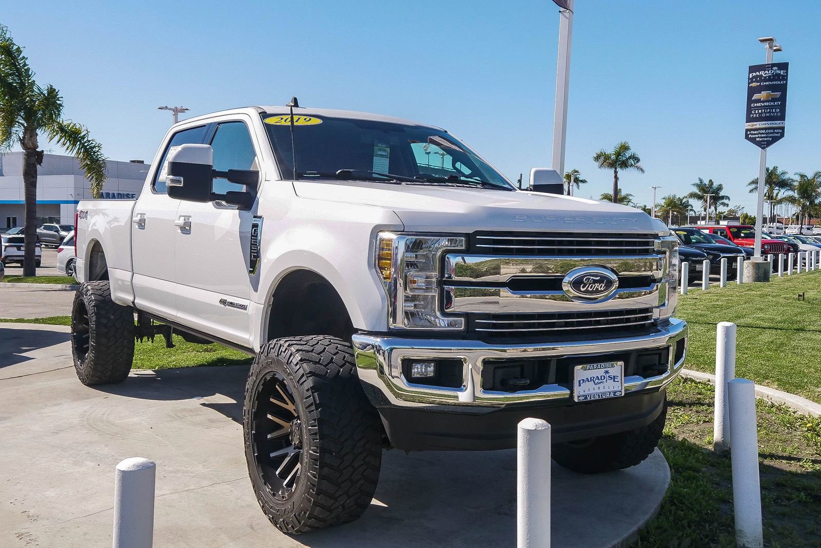 Used 2019 Ford F250 Lariat w/ Lariat Value Package image 3