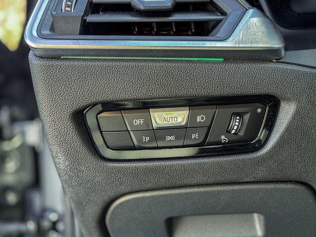 Used 2020 BMW 330i xDrive Sedan w/ Convenience Package image 47