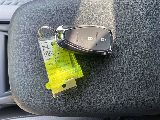 Used 2023 Chevrolet Equinox LS w/ LS Convenience Package image 33