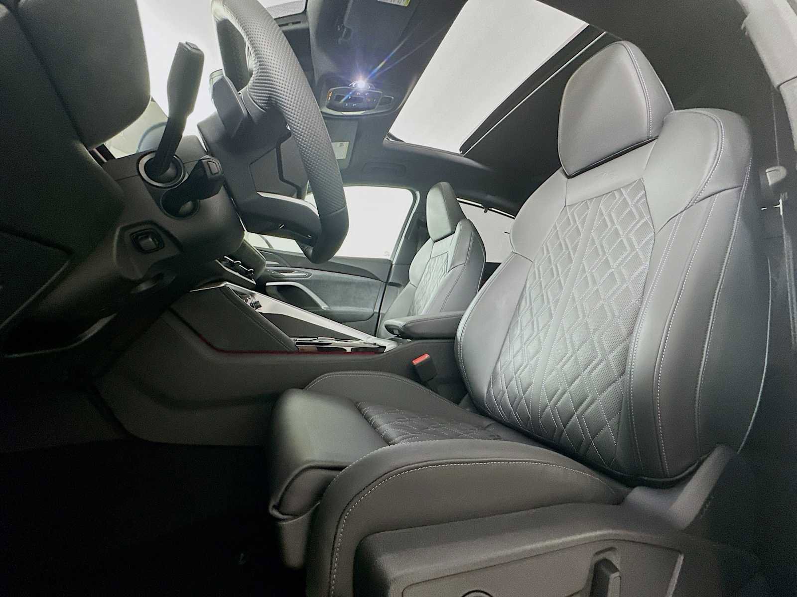 New 2026 Audi SQ5 Premium Plus AWD/4WD image 18
