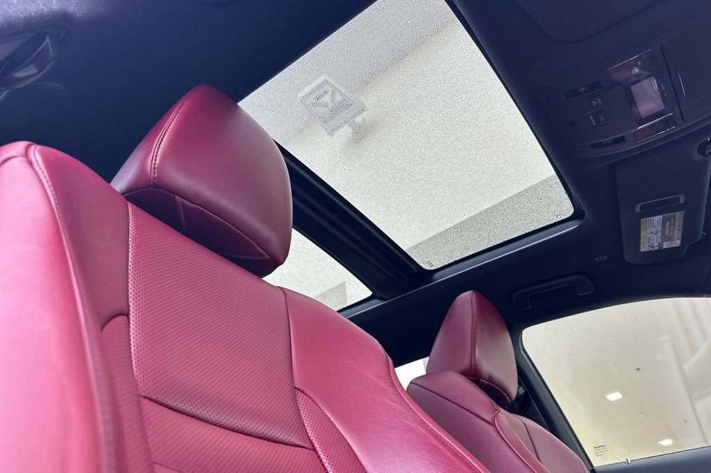 Used 2016 Lexus RX 450h AWD image 18