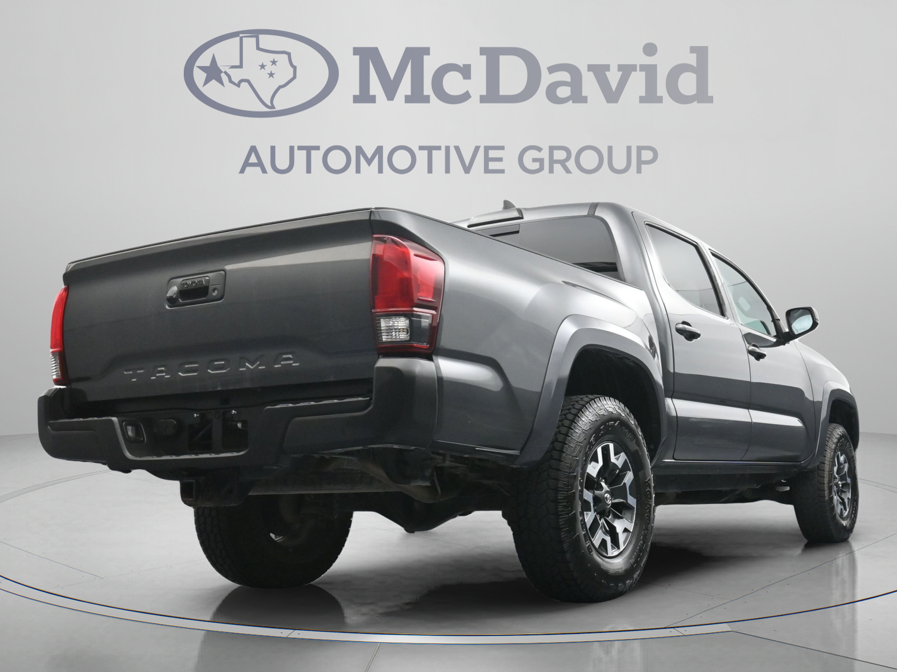 Used 2019 Toyota Tacoma SR5 AWD/4WD image 30
