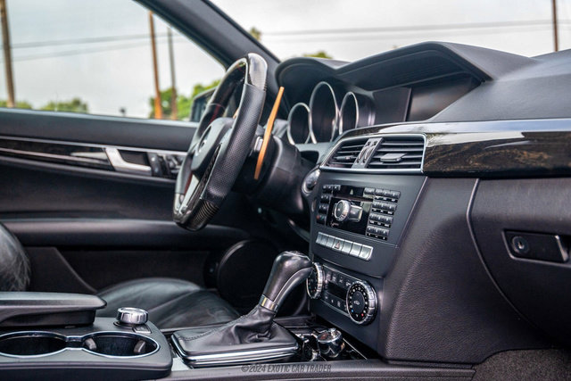 Used 2013 Mercedes-Benz C 63 AMG Sedan image 33
