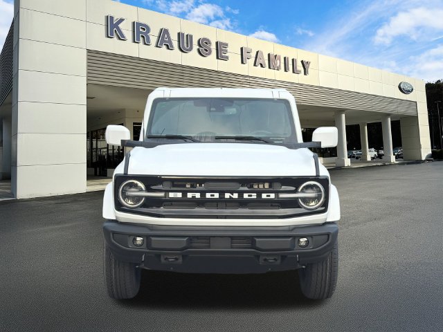 New 2026 Ford Bronco Outer Banks AWD/4WD image 2