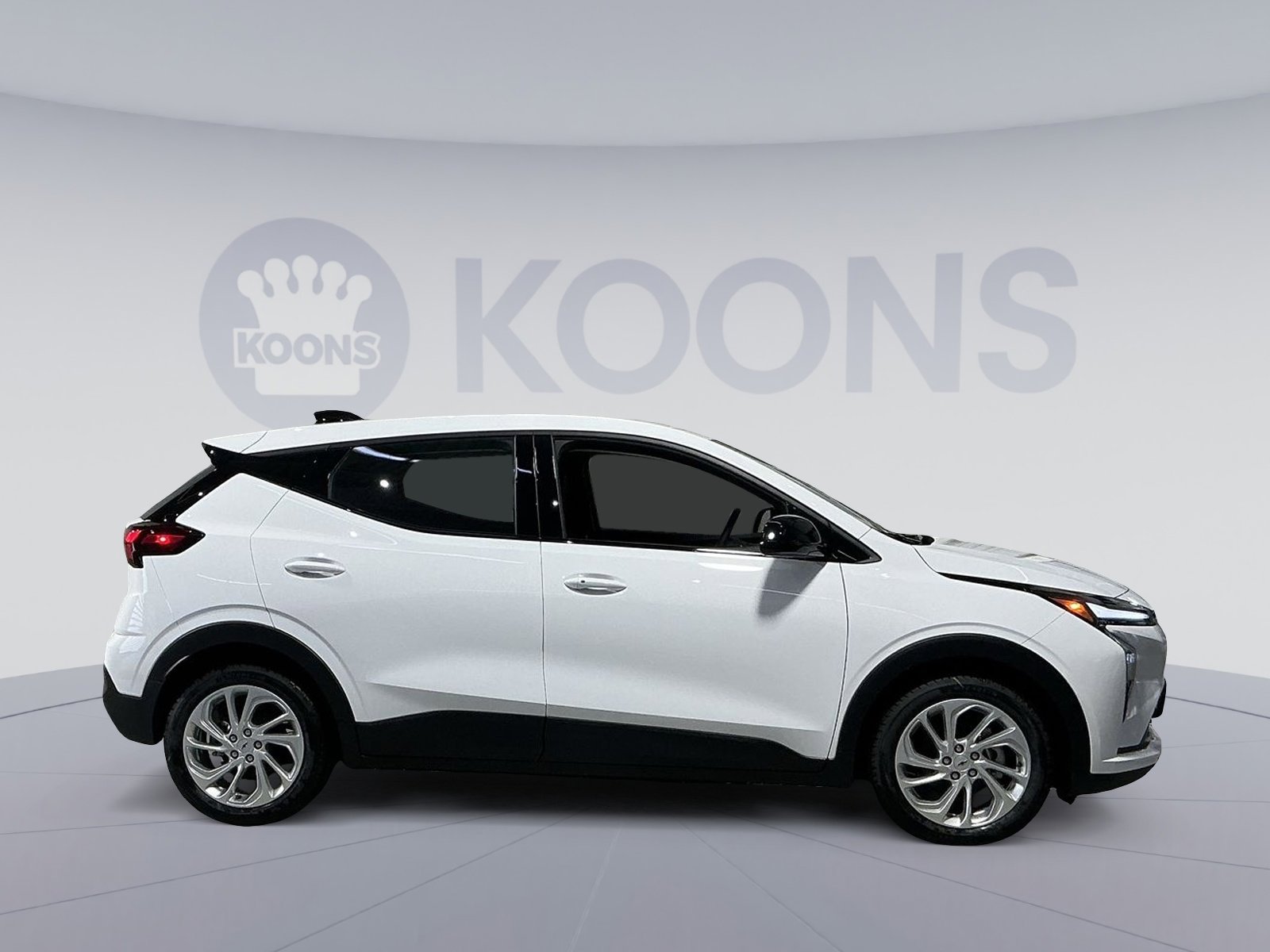 New 2027 Chevrolet Bolt LT w/ Comfort Package image 17