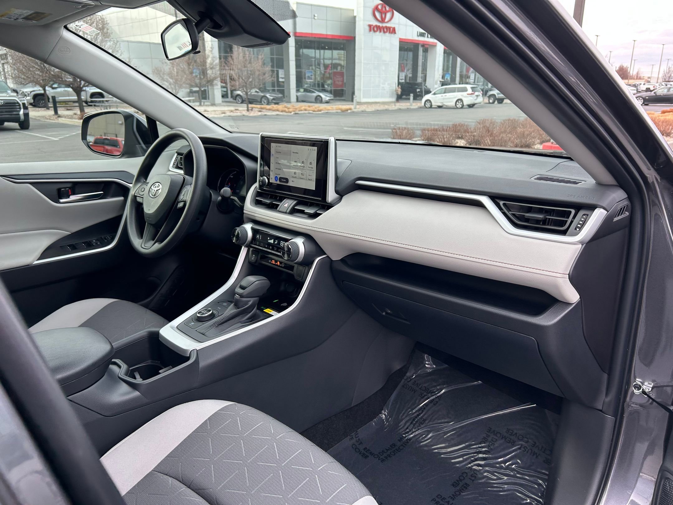 Certified 2025 Toyota RAV4 XLE w/ Convenience Package image 27