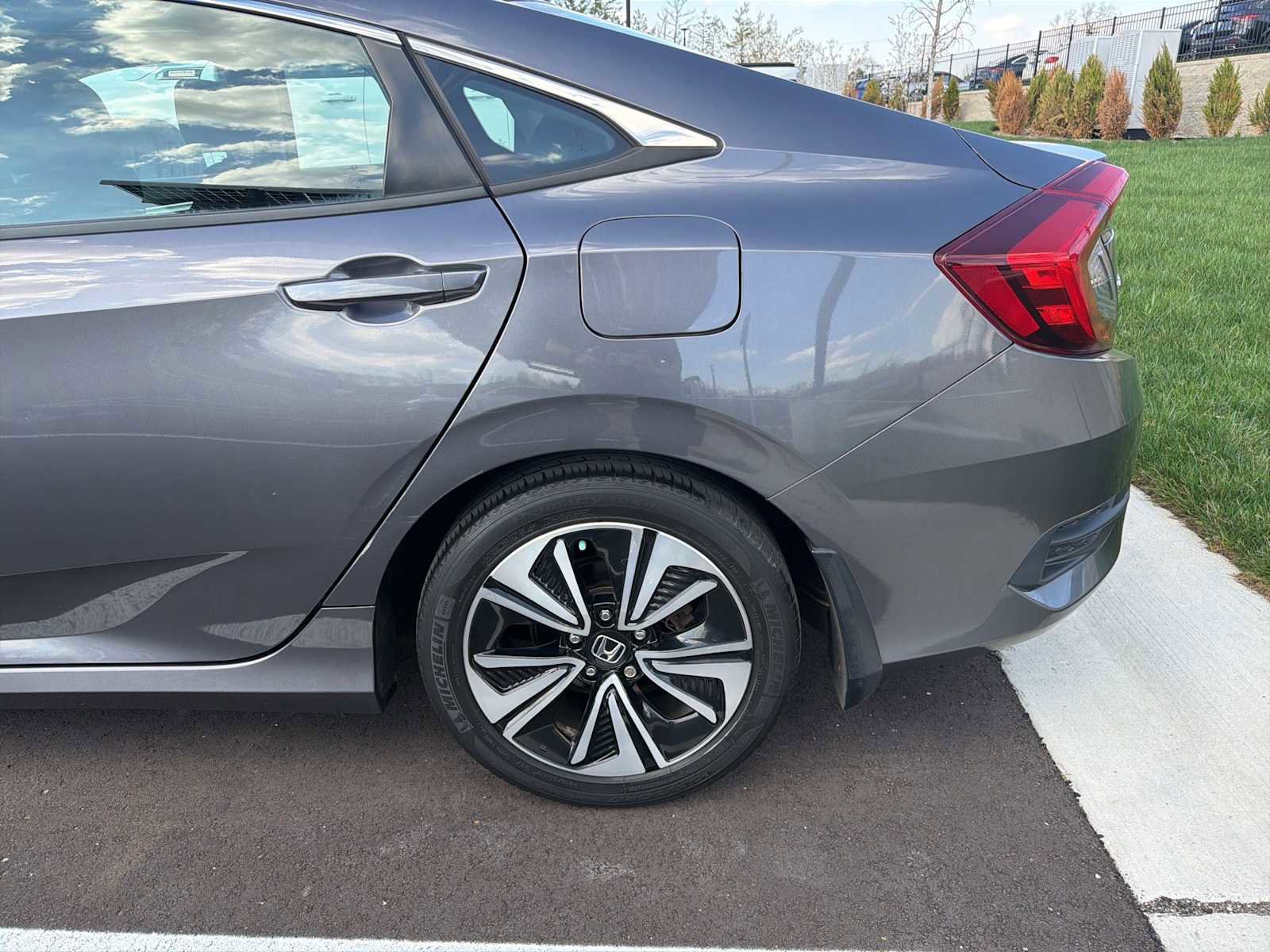 Used 2016 Honda Civic EX-T image 16