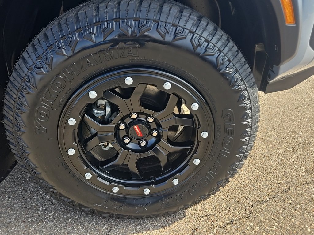 New 2025 Nissan Frontier PRO-4X AWD/4WD image 50