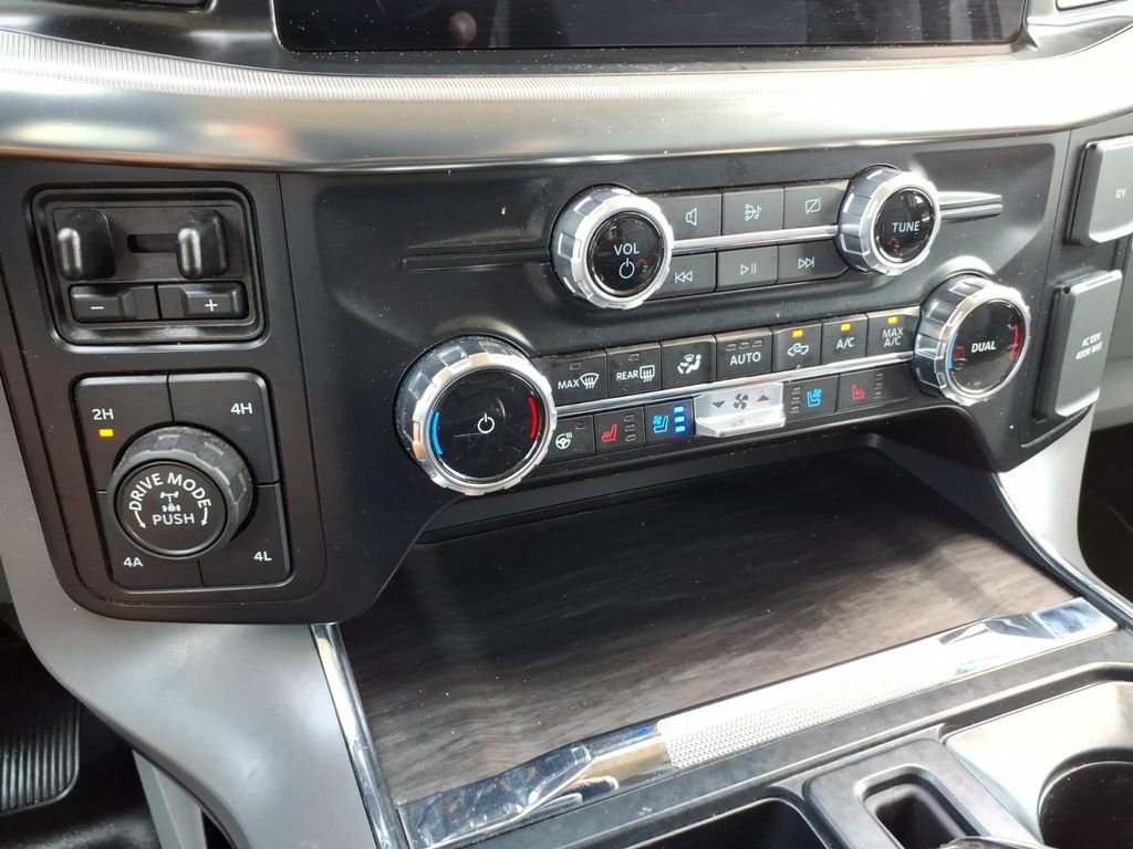 Used 2024 Ford F150 Lariat w/ Bed Utility Package AWD/4WD image 28