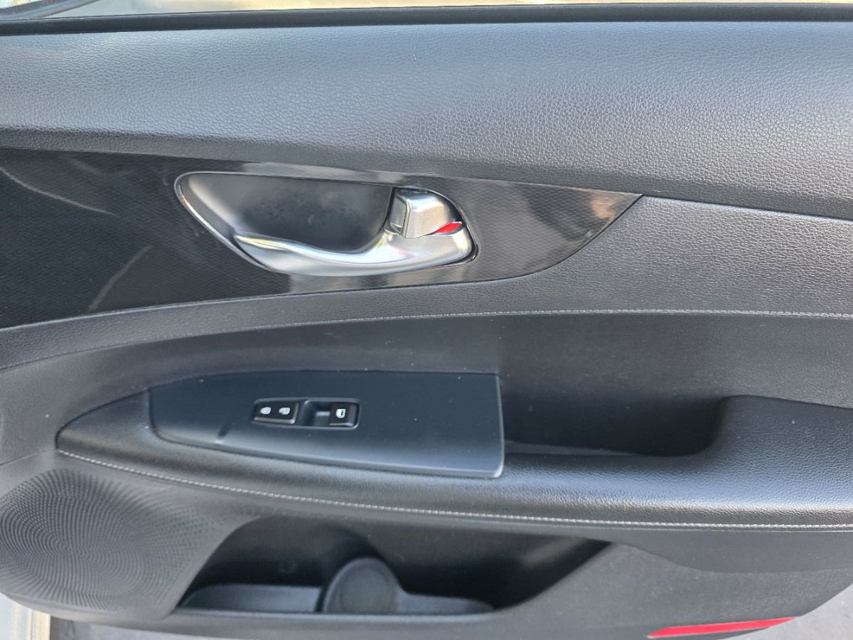 Used 2020 Kia Forte GT-Line image 39