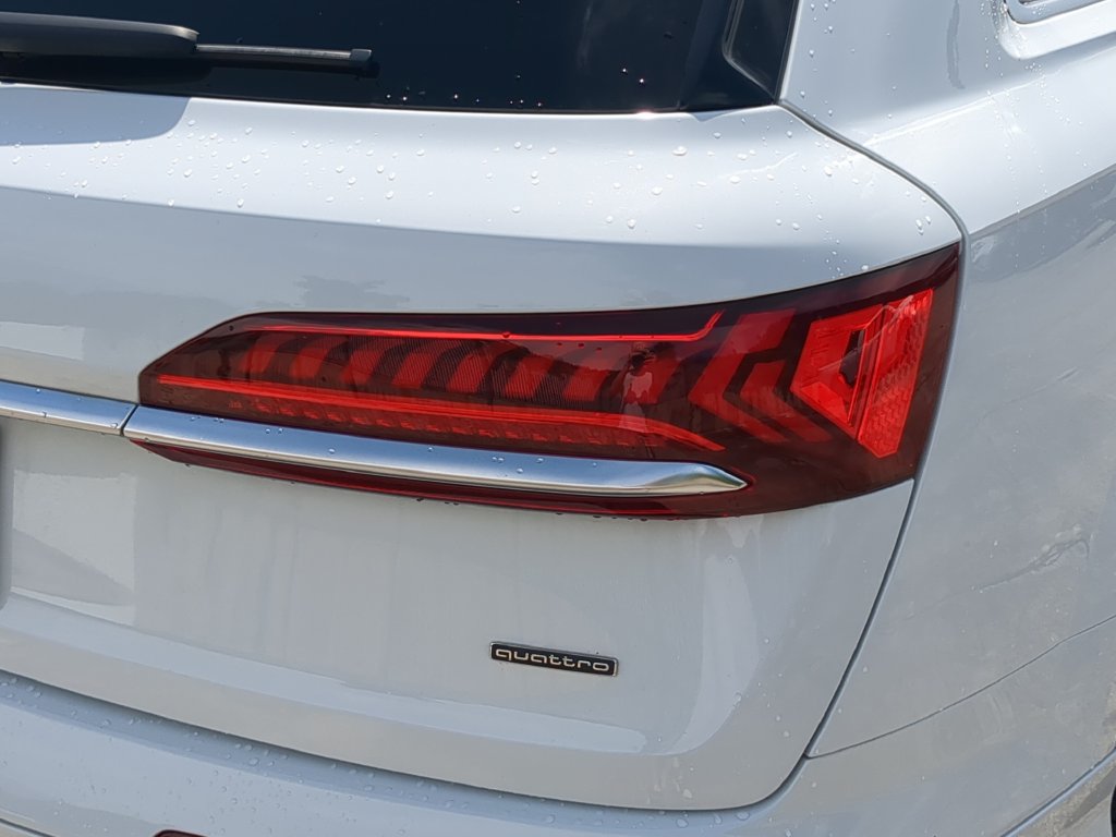 Used 2023 Audi Q7 2.0T Premium Plus w/ Premium Plus Package AWD/4WD image 8