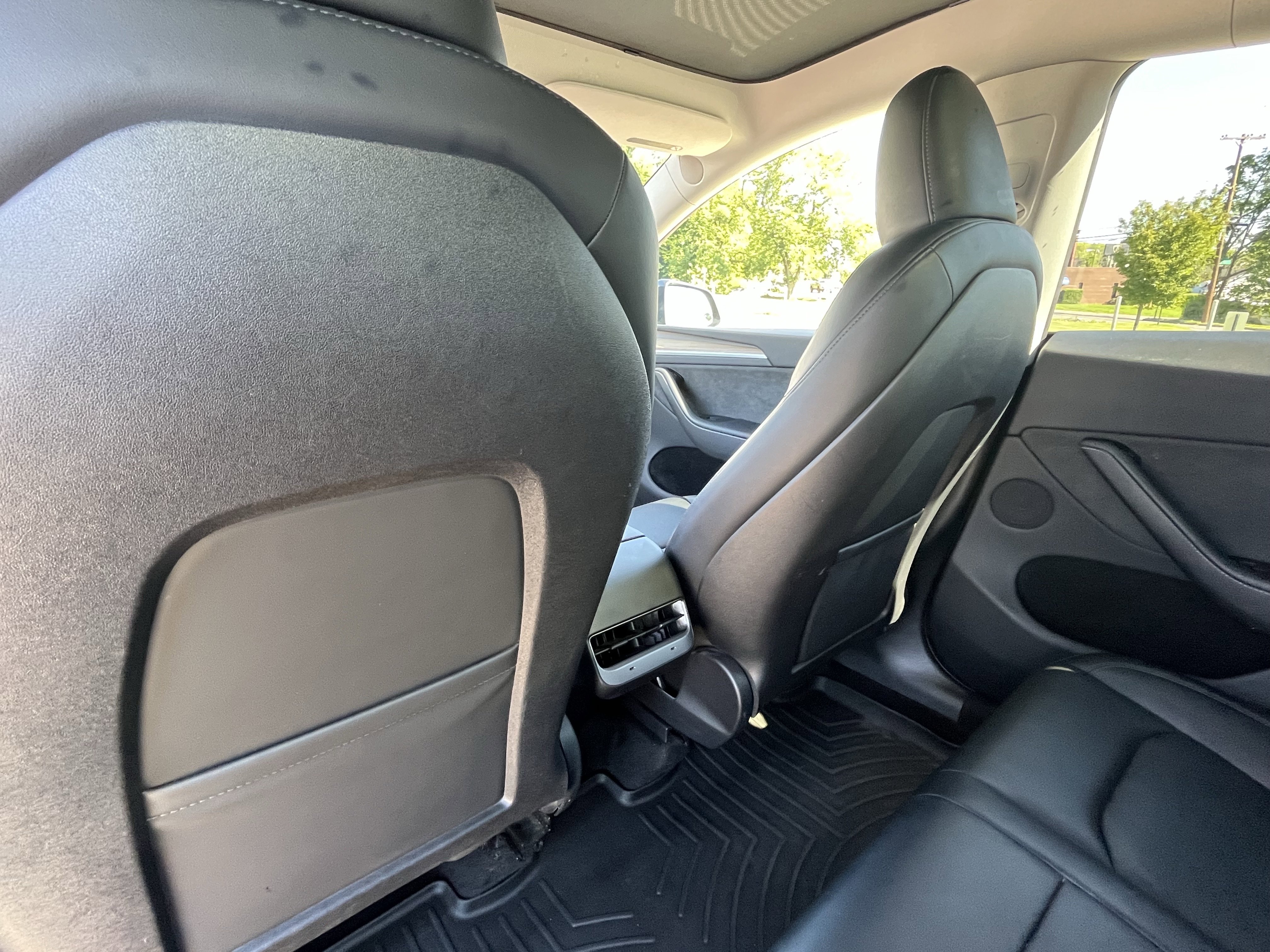Used 2023 Tesla Model Y Long Range AWD/4WD image 26