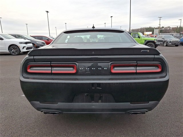 Used 2016 Dodge Challenger R/T Scat Pack image 6