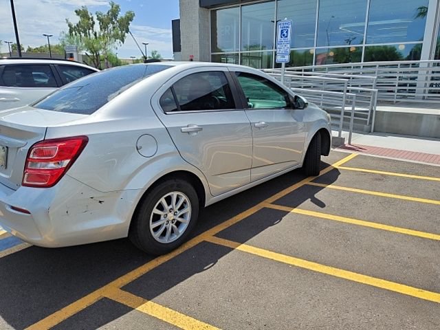 Used 2017 Chevrolet Sonic LT FWD image 10
