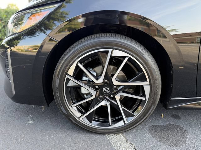 Used 2025 Nissan Sentra SR w/ SR Premium Package FWD image 40