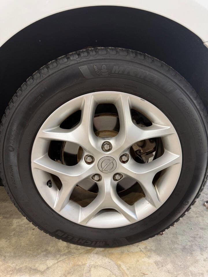 Used 2020 Chrysler Pacifica Limited image 16