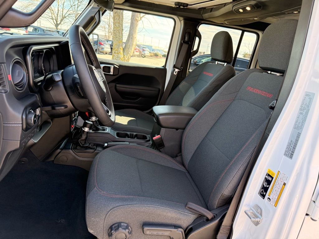 Used 2025 Jeep Wrangler Unlimited Rubicon image 25