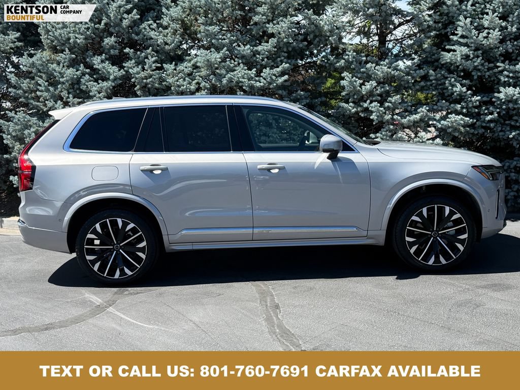 Used 2025 Volvo XC90 B6 Plus AWD/4WD image 11