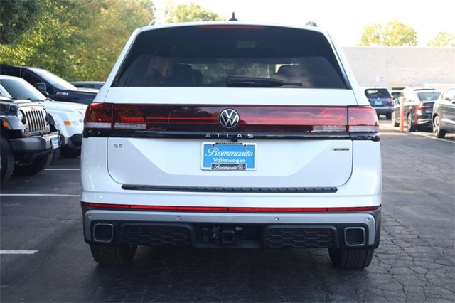 New 2026 Volkswagen Atlas Peak Edition image 6