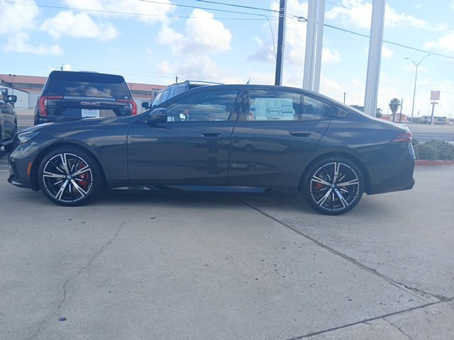 New 2027 BMW 540i xDrive w/ M Sport Package AWD/4WD image 6