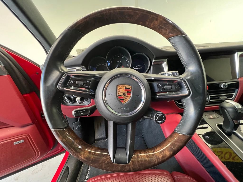Certified 2022 Porsche Macan GTS image 7