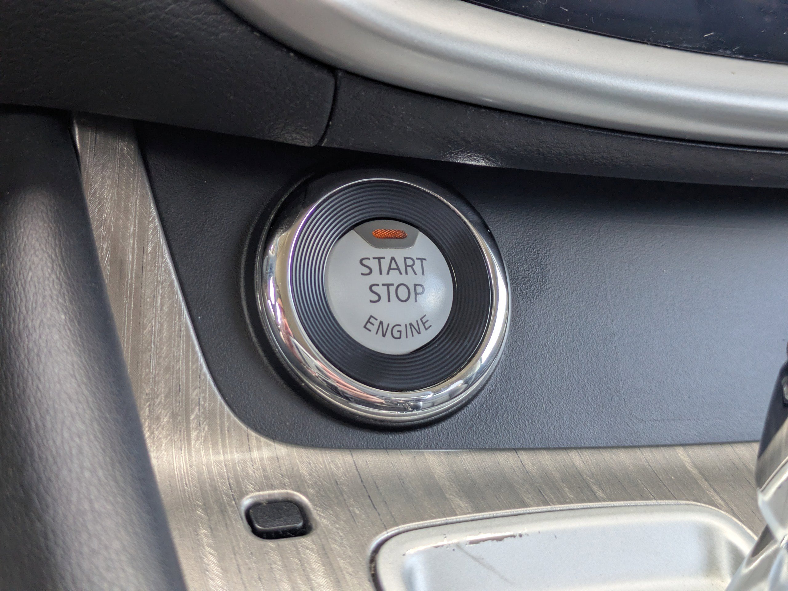 Used 2017 Nissan Murano SV image 31